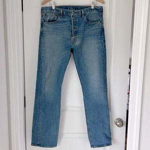 W34 L32 Levi Strauss Jeans with button fly